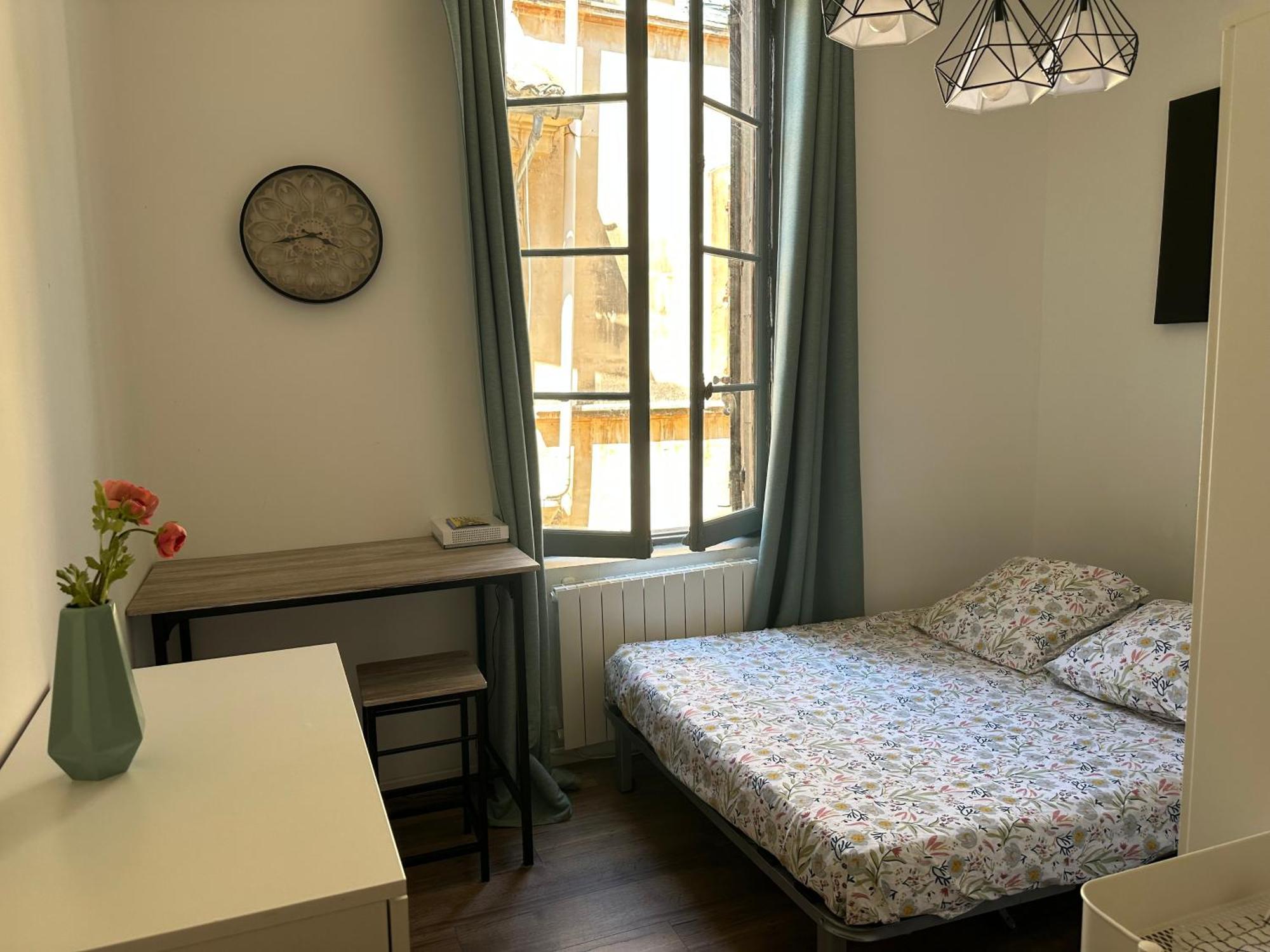 Studio En Plein Coeur Du Centre D'Arles Apartment Екстериор снимка